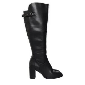 Forever 21 black faux leather knee high block heel zip up almond front boots 5.5